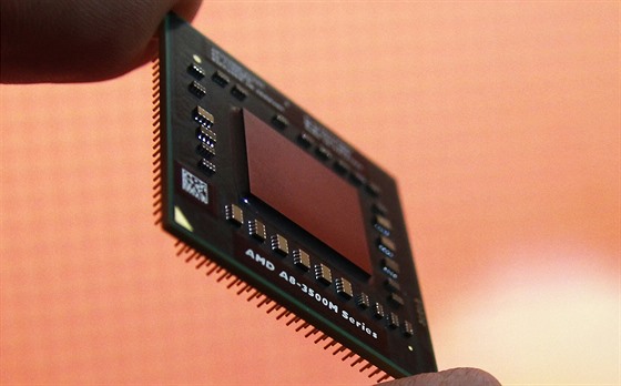 APU procesory AMD zatím díru do světa neudělaly.