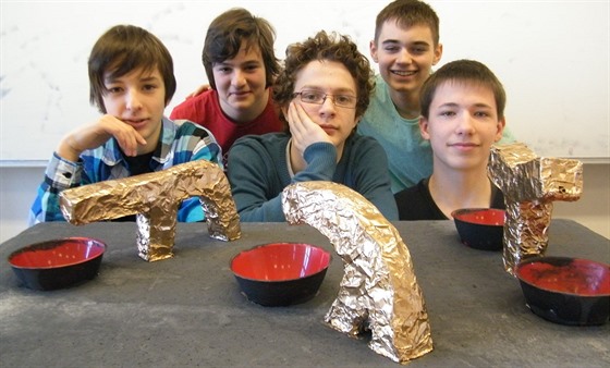 Studenti z týmu ydle vyrobili funkní model kaen, které zdobí plzeské...