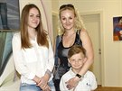 Linda Finková s dcerou Viktorií a synem Matyášem (1. června 2015)