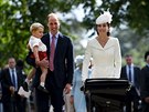 Princ William s manelkou Kate a dtmi po ktu princezny Charlotte (5. ervence...