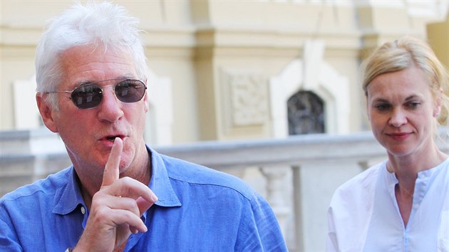 Richard Gere piletl do Karlovch Var.