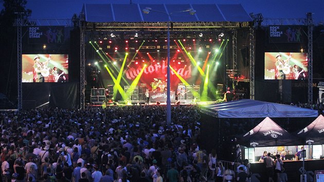 Koncert hlavn hvzdy festivalu Rock for People Europe kapely Motrhead