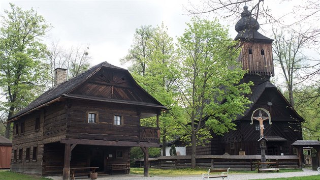 Valask muzeum v prod Ronov pod Radhotm.