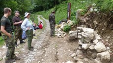 Se studenty dorazili k pomníku 91. pího regimentu z eských Budjovic i Jan...