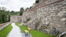 Obnovené terasy nad Vltavou