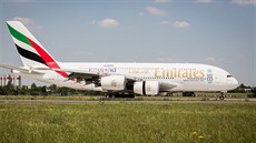 A380 spolenosti Emirates v Praze
