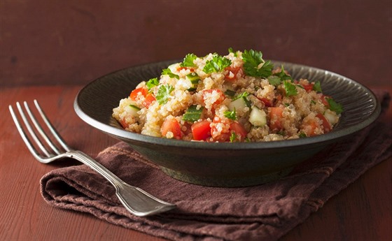 Salát s quinoou