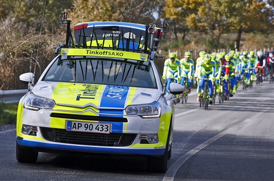 Francouzsk Citren vyslal na leton Tour de France celkem 24 aut v ele s C5...