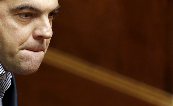 ecký premiér Alexis Tsipras na pátením jednání parlamentu (10. ervence 2015)