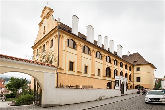 Regionální muzeum v eském Krumlov  sídlo se nachází v dominantní budov...