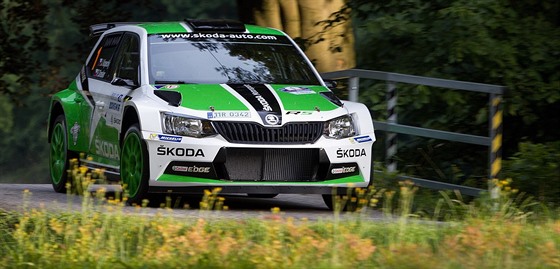 Jan Kopecký se spolujezdcem Pavlem Dreslerem bhem Rallye Bohemia