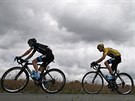 eský cyklista Leopold König lape v 8. etap Tour de France ped lídrem závodu...