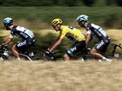 Lídr prbného poadí Chris Froome zachycen v 8. etap slavného cyklistického...