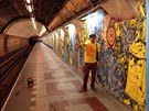 Umlecká díla pekryla nevzhledný zábor ve stanici metra Andl