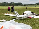Dva mu�i nep�e�ili p�d ultralightu u Kondra�e na Bud�jovicku.