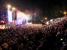 Koncert kapely Wanastovy wjecy na Vysoina Festu v arelu letnho kina v...
