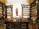 K vidní je i barokní jezuitská lékárna.