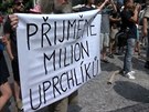 Demonstrace za pijetí uprchlík v Praze. (18. ervence 2015)