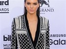 Modelka Kendall Jennerová pedstavila na pedávání hudebních cen v Las Vegas...