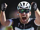 Mark Cavendish se raduje z triumfu v sedmé etap Tour de France.