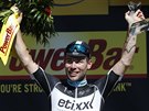 Mark Cavendish se raduje z výhry v sedmé etap Tour de France.