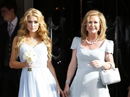 Paris  Hiltonová a její matka Kathy