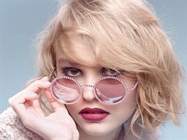 Lily-Rose Deppová v reklam pro módní znaku Chanel (2015)