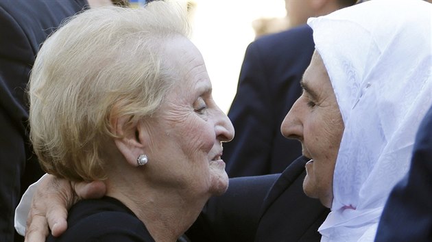 Piety se astnila i Madeleine Albrightov (11. ervence 2015