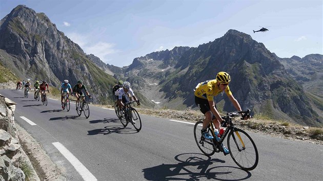 Chris Froome v okol Tourmaletu v jedenct etap Tour de France.