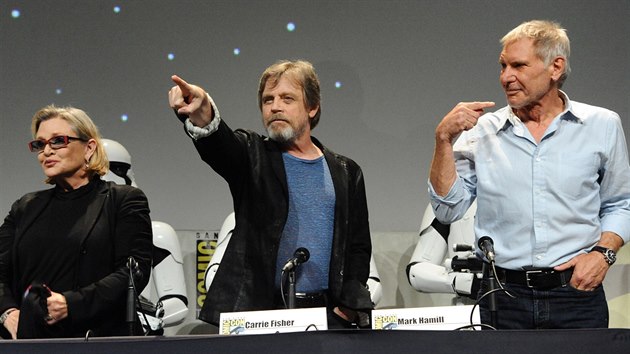 Carrie Fisherov, Mark Hamil a Harrison Ford pedstavuj film Star Wars: Sla se probouz