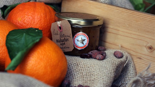 Reisrka Lenka Wimmerov doshla na stbrnou medaili v souti The Worlds Original Marmalade Awards s pomeranovou marmeldou s drcenmi kakaovmi boby.