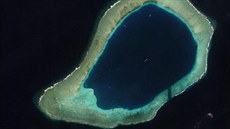 Ostrov Subi na snímku z ledna 2014. (16. ervenec. 2015)