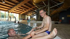 Vnit�ní bazény akvaparku v D��ín�