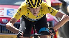 Chris Froome dře ve stoupání v desáté horské etapě Tour de France.