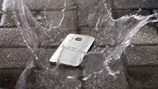 HTC láká na One M9 cenným bonusem. Bezplatn vymní rozbitý za nový