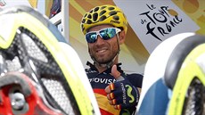 Alejandro Valverde se pipravuje na 13. etapu Tour de France