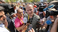 Michael Rasmussen se vrátil na Tour de France jako novinář. Ale nejprve musel...