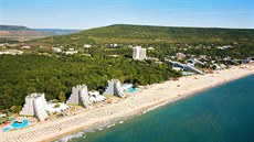 Bulharské pláe patí k nejlacinjím v Evrop. Na snímku letovisko Albena na...