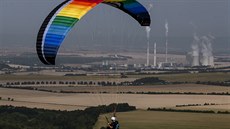 Prý to není ani tak finan�n� náro�né. Padák vydr�í p�i dobrém zacházení i deset...