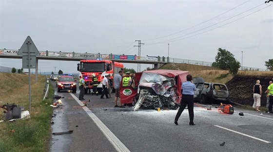 Tragická dopravní nehoda, pi které zemeli ti lidé, se stala u Luce nad...