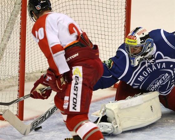 Momentka z pípravného duelu Olomouc - Kometa Brno.