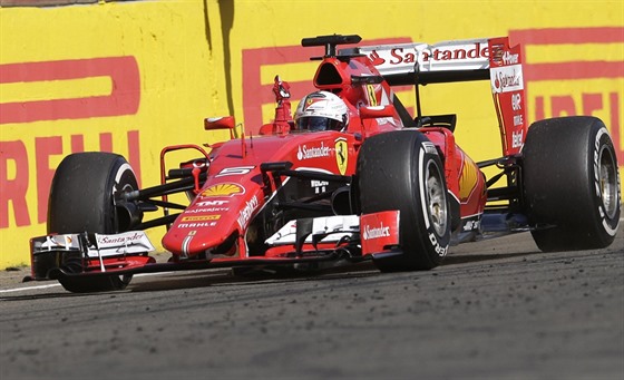 Sebastian Vettel ovládl Velkou cenu Maarska.