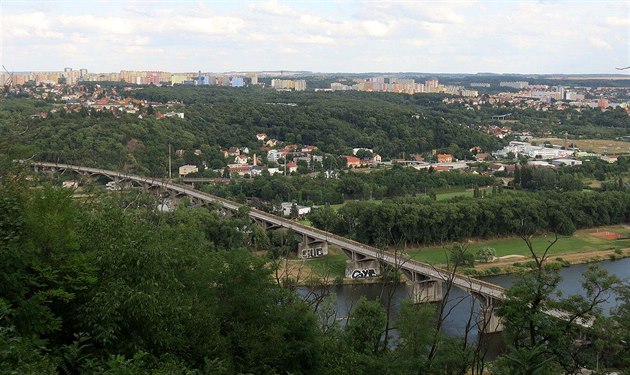 Oprava Branického mostu brzdí provoz na Strakonické, jeden pruh je uzavřený