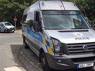 Kriminalisté v Kukelské ulici v praském Hloubtín eí podezelé úmrtí eny,...
