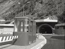 Dobová fotografie poízená 16. ervence 1965 pi píleitosti otevení tunelu...