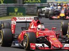 Sebastian Vettel  z Ferrari v ele Velké ceny Maarska formule 1.