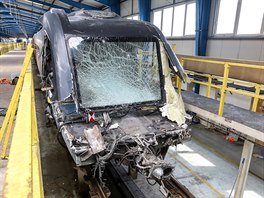 Poničené pendolino v želežničním depu v Bohumíně u Ostravy. (23. července 2015)