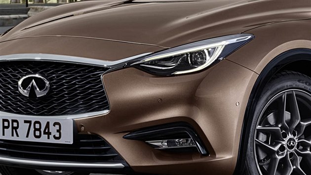 Infiniti Q30