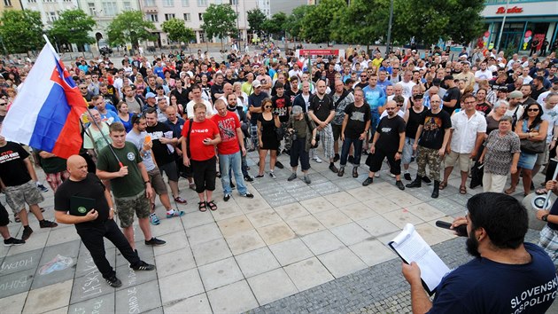 Akce odprc uprchlk v Ostrav (25. ervence 2015)
