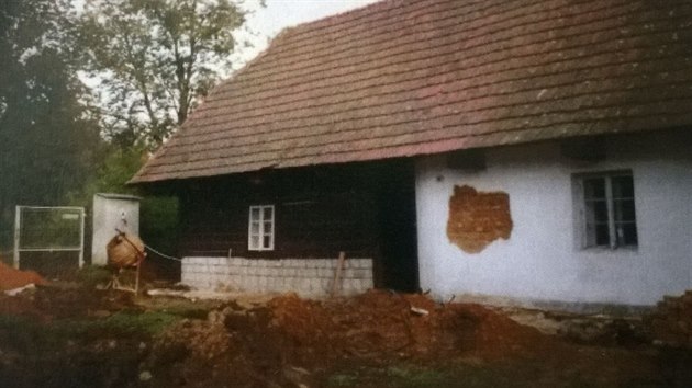 Chalupa v Novm Mitrovicch v roce 2001
